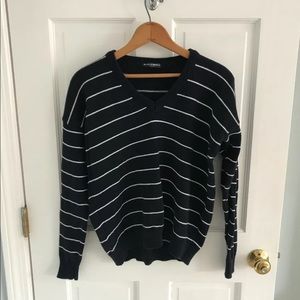 Brandy Melville sweater